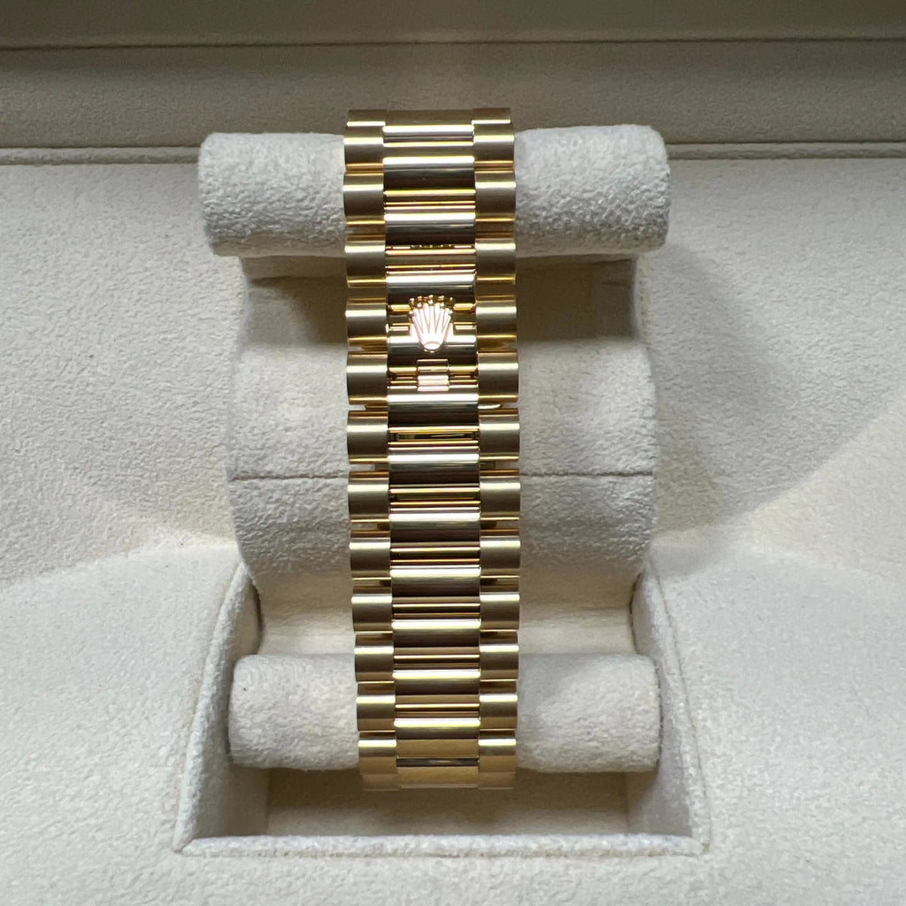 【1:1 Super Clone】 Day-Date 40mm White Mother-of-Pearl Dial President Watch 228348RBR-0046