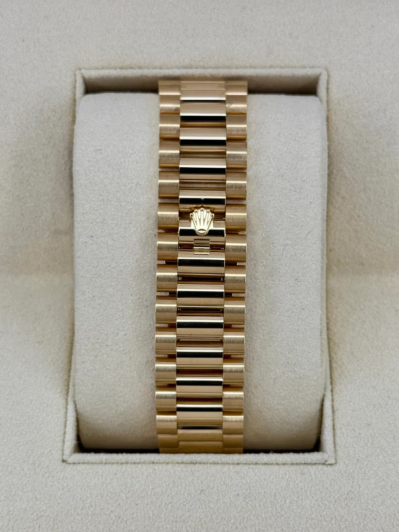 【1:1 Super Clone】 Day-Date "President" 40mm Yellow Gold Green Roman "Money" Dial - 228238