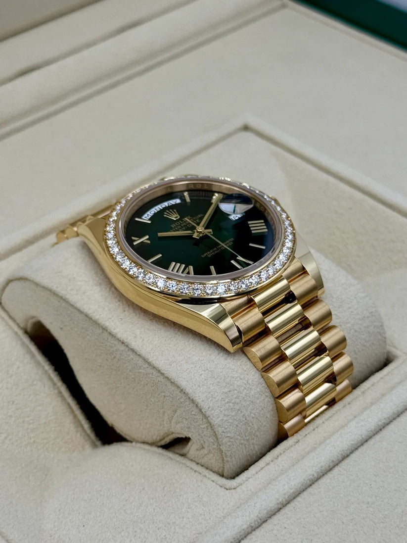 【1:1 Super Clone】 Day-Date "President" 40mm Yellow Gold Green Ombre Dial Diamond Bezel - 228348rbr