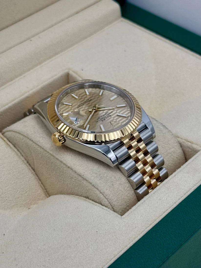【1:1 Super Clone】  Datejust 41mm Swiss Replica Watch | Two Tone Jubilee Bracele Champagne Fluted Dial Ref 126333